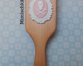 hairbrush brush cameo skull