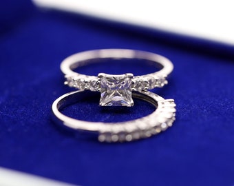 Double ring 3.66g in 9k White Gold Solid 375 Wedding Ring Set with High Quality CZ. The main CZ is in Princess Square Cut