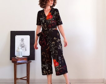 Black floral jumpsuit, wide leg jumpsuit, 90s jumpsuit vintage black, cropped jumpsuit 4 6, black jumpsuit sleeves, japanese floral print