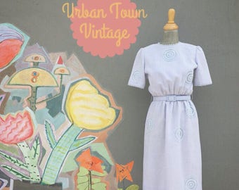 Vintage Pale Blue Circle Lace Appliquéd Belted Dress (Size Small/Medium)