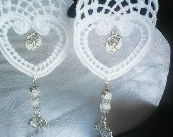 embroidered heart pierced earrings
