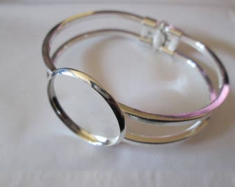 Silver plated bracelet hinged 25 mm cabochon