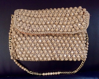 A small handbag in crochet beads!
