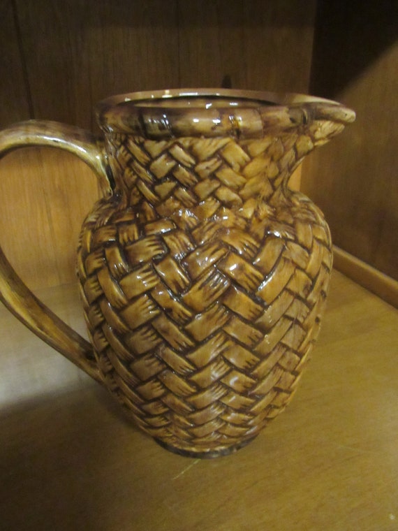 Centrum Caravan Pitcher by Nanette Vacher