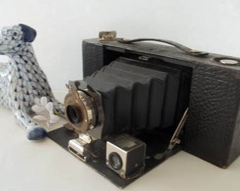 1909 BROWNIE ~ Made by: Eastman Kodak Co.~ Folding Auto-Graphic Brownie No. 2-A " FREE SHIPPING "