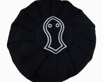 Black Sandala Pleated Cap