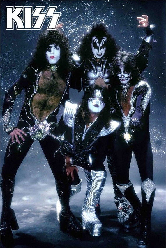KISS Collectibles Memorabilia Destroyer Era Sparkle Background