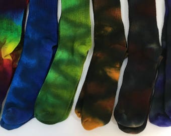 Men's tie dye bamboo socks.