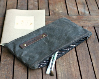 Waxed canvas case - Valentine's gift - brushes case - canvas pencil case - cotton case - waxed canvas pouch - cosmetic bag - handmade case