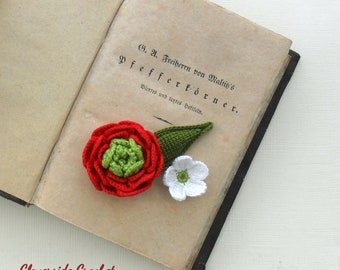 floral fiber brooch, textile brooch, crochet brooch, boho, romantic, handmade in Italy, gift for her