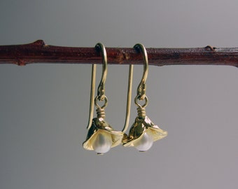 Pearl Antheia Earrings (Gold)