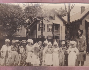 Vintage Photo, 1920s Dutch School Children and Teacher, Vernacular, Kingston, New York, History, Education, Fashion, Class Photo