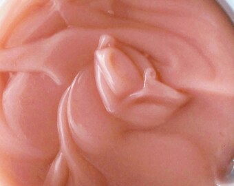 Rose Water Leave In Conditioner (detangler, rose water, rosehip seed oil)