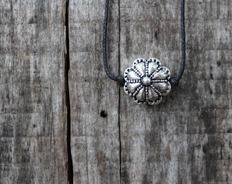 Women's Choker Necklace - FlowerChoker - 16" adjustable