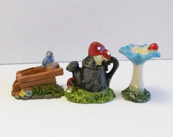 Miniature flower, watering can and wheel barrel: Fairy garden or terrariums mini figurines