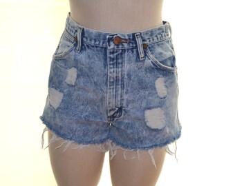 Wrangler High Waisted Shorts, Cutoff Jean Shorts, Vintage Women's Shorts, Stonewash Denim Shorts, High Waisted Jean Shorts, Hipster, Size 5