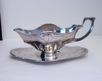 splendid Art Nouveau (Jugendstil) sauce boat Orivit