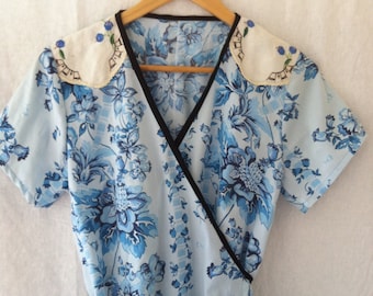 SALE womens wrap dress picnic style ladies adjustable in blue vintage floral print cotton size 18 breast feeding