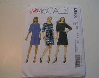 McCalls Pattern M6200 easy Miss Dresses and Belt