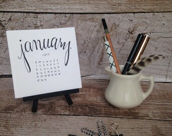 2018 Desktop Mini Calendar with easel