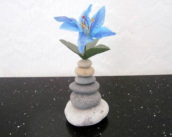 Beach Pebble/Rock Bud Vase, Natural Beach Pebbles And Rocks