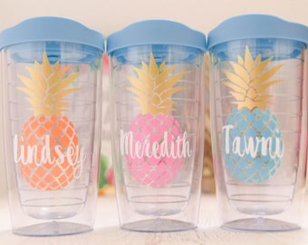 Pineapple Tumbler, Pineapple Cup, Beach Tumbler, Pool Tumbler, Weekend Getaway Tumblers, Gift for Women, Girls Weekend Cup, monogram