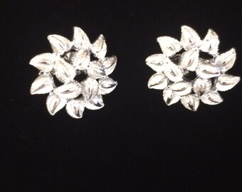Vintage Coro Silver Earrings, Leaf Earrings, Clip Ons, Silver Earrings, Clip On Earrings, Coro, Coro Jewelry