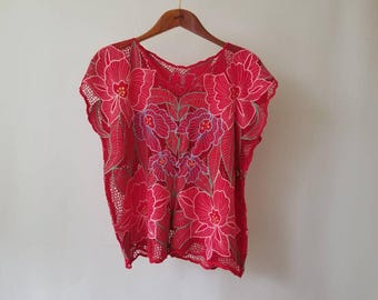 Vintage Crochet Flower Top // Boho Top