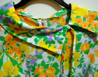 L Vintage 60s Sleeveless Floral Dress