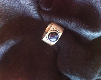 Ring with Rhinestone and granules