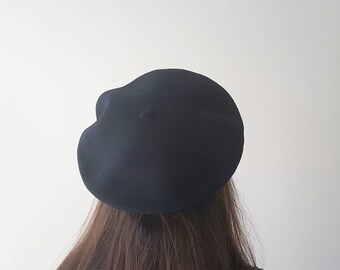 BLACK BERET