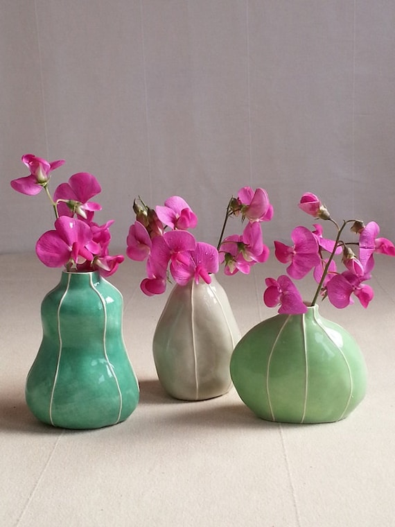 Bud vase set. 3 different shapes in spring colors. Handmade