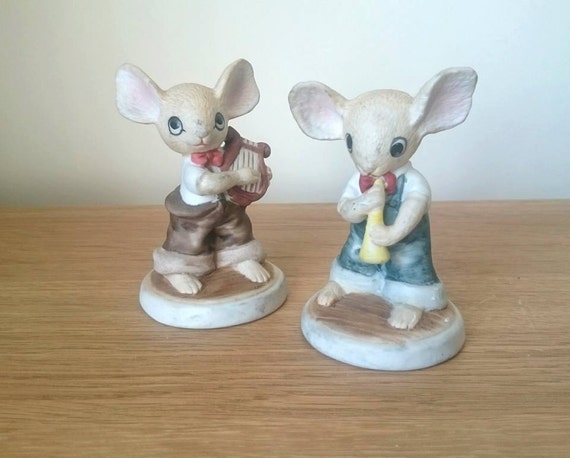 antique mice figurines