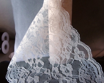 White lace table runner, wedding table runner, wedding lace