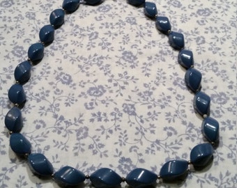 SALE - 1980s Beaded Necklace - Blue - SALE