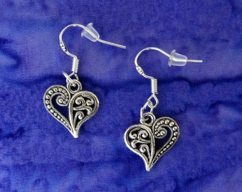 50% SALE Silver Heart Earrings.Antique Silver Filigree Heart Earrings.Heart Dangle Earrings.Valentines Day Jewelry.Valentines Gifts For Her