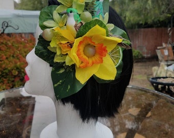 Beautiful Bird Hair Flower