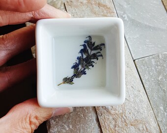 Purple Ring Dish, Mother's Day Jewelry Dish, Jewelry Storage, Ring Dish with Flowers, Minimalist Ring Holder, Flower Bowl, Nature Lover Gift