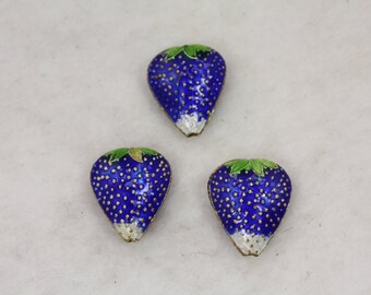 10 pcs Blue and White Strawberry Cloisonne enamel Beads 21mm x 18mm