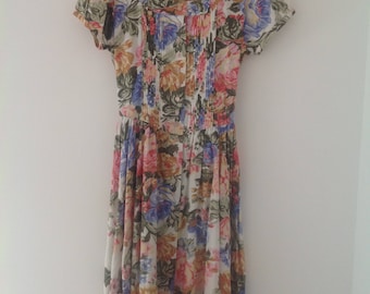 Ladies dress, vintage dress, 80's vintage dress, ditsy floral dress, tea dress, ladies long dress, summer dress, UK 8-10