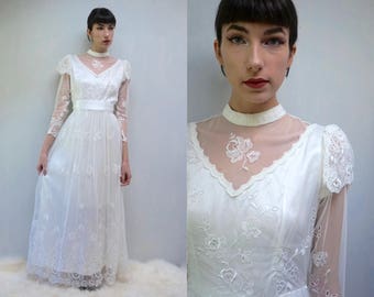 Vintage 70s Wedding Dress TULLE WEDDING DRESS Bohemian Wedding Dress Long Sleeve Wedding Dress Woodland Wedding Dress Boho Wedding Dress