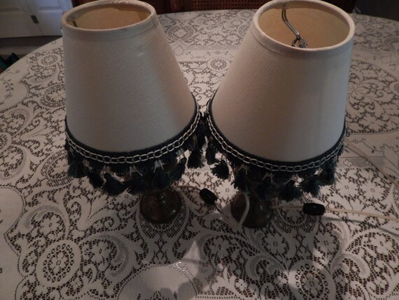 Lámparas de latón grabado Gabinete pintado