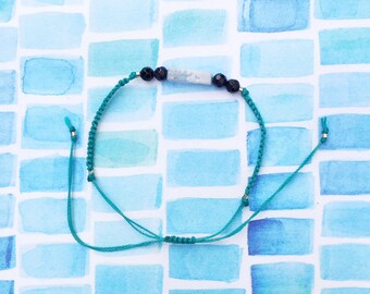 Semi-precious machrame friendship bracelet