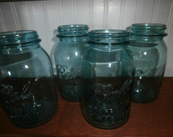 Vintage aqua Blue green canning Ball Perfect Mason quart jars set 4 four