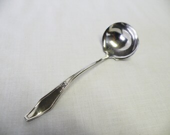 Silverplate Cream Sauce Ladle - Jamestown Holmes and Edwards 1916 - Serving Piece - Holiday Flatware, Tea Party Service, Weddings, Parties