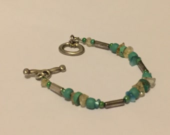 Vintage Turquoise Bracelet, Southwestern Style, Boho, Toggle Clasp