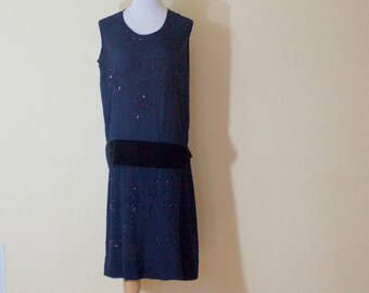 1920's midnight blue flapper dress