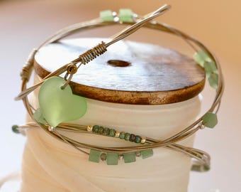 Guitar String Bangle Set, Guitar Jewelry, Guitar Bangle, Handmade Recycled Bracelet, Beaded Guitar String Bangle, Green Bangle, Boho Jewelry
