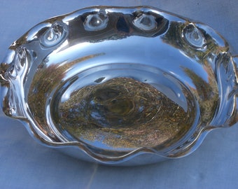 Bowl - Reed and Barton - Fruit Bowl - Serving Bowl - Centerpiece - Silver Plate