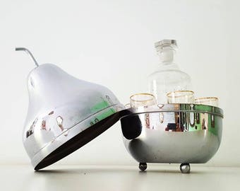 Vintage Liquor Store/vintage decanter Pear